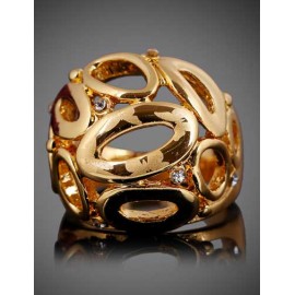 Modern Geometric Cutwork Rhinestone Ornament Ring in Gold
